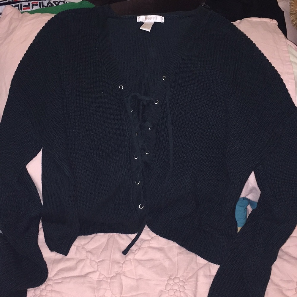 crop dark green sweater